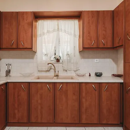Rosa 3 Bedroom With Sea View Villa